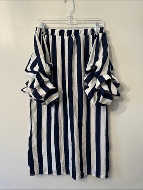 New Feeling Striped Off-the-Shoulder Dress